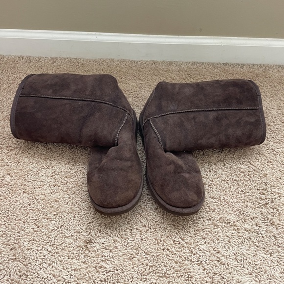 Uggs Australia Tall Brown size 8 - Picture 2 of 3